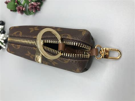 louis vuitton wallet key chain|louis vuitton coin keychain.